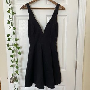 Lulu’s black semi formal dress | size M